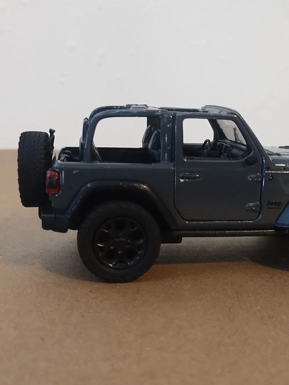 Kins mart toy Jeep 2018 wranglerb scale 1/34 Rubicon toy model missing parts